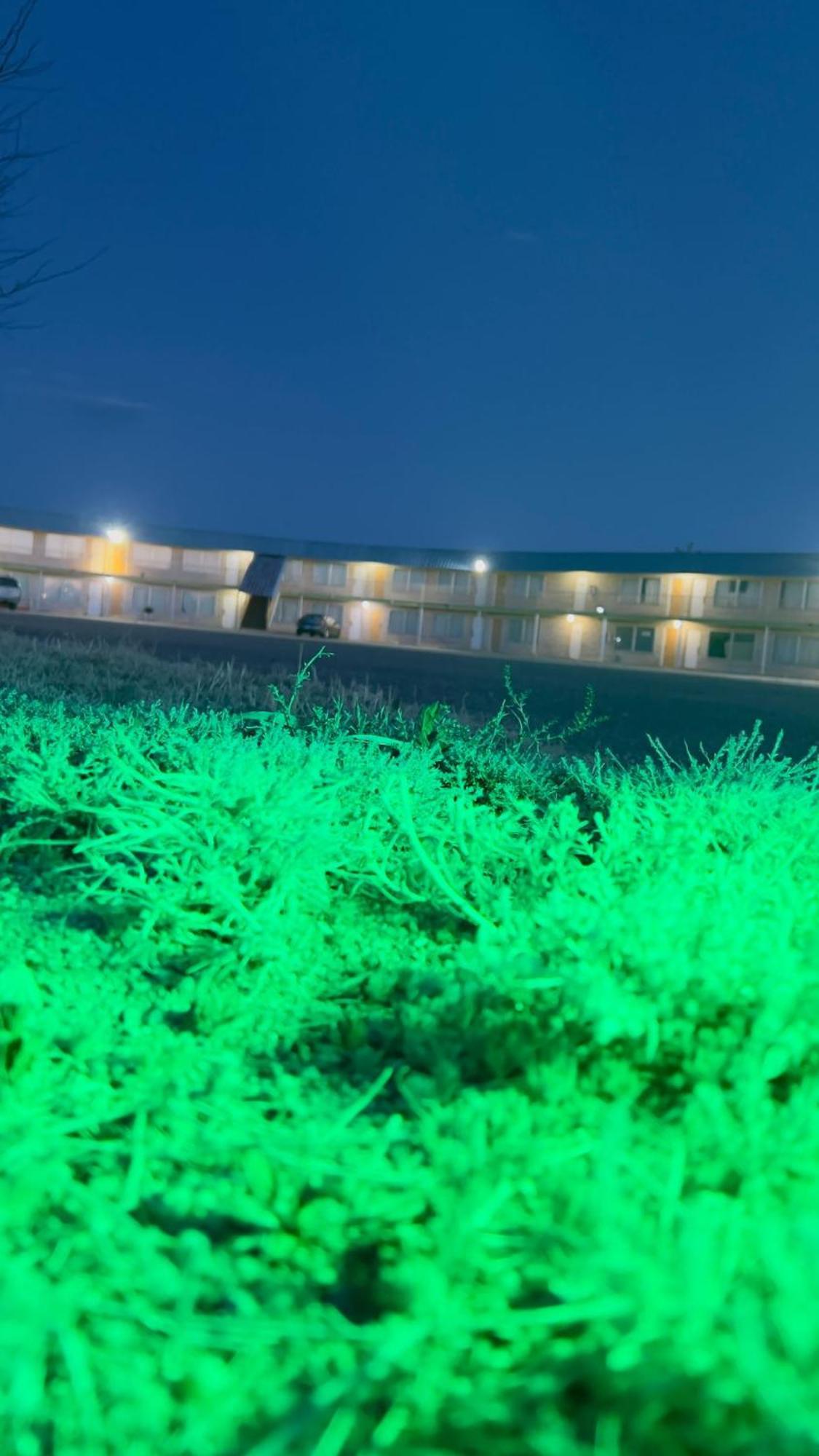 Travelors Lodge Motel & Rv Park Us-287&Us-96 Eads エクステリア 写真