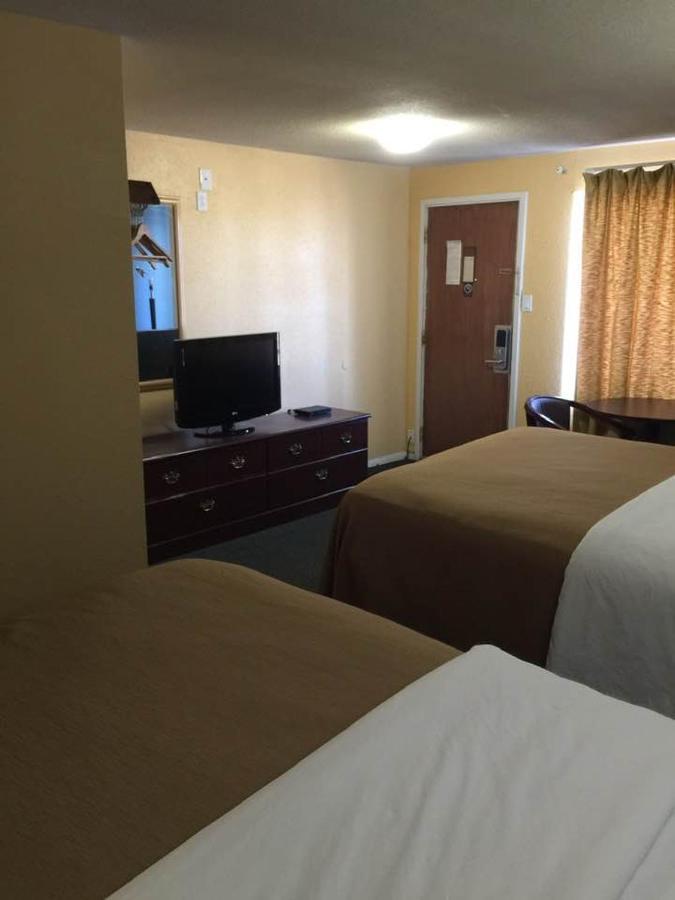 Travelors Lodge Motel & Rv Park Us-287&Us-96 Eads エクステリア 写真